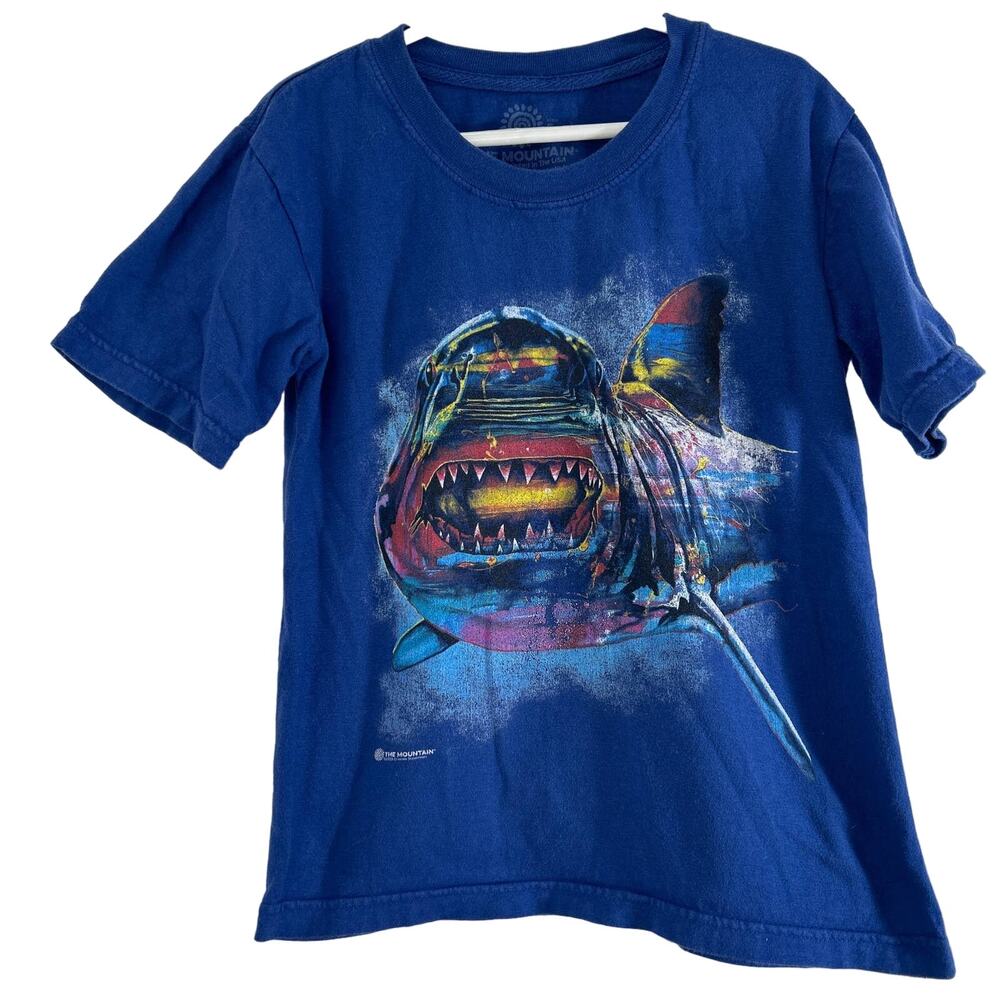 The Mountain Boys Shark Graphic Short Sleeve T Shirt Size Small Blue